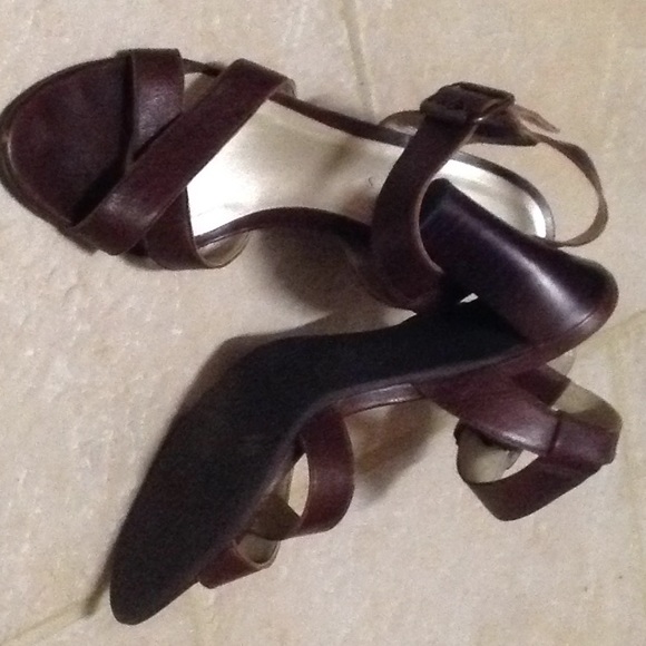 Talbots Brown Sandals - Picture 4 of 5